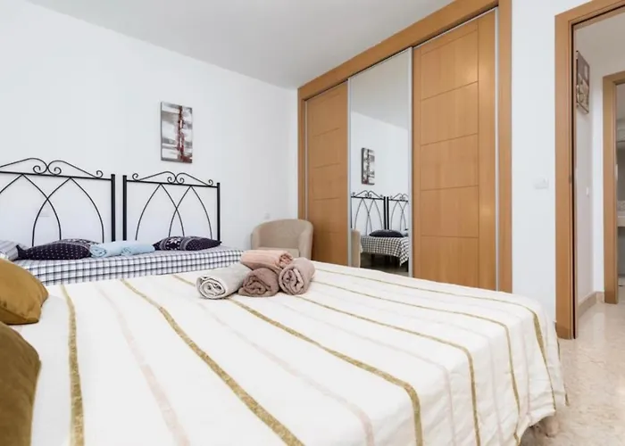 Tinajas No.6 Villa *